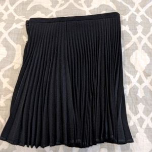 Black pleated Joseph skirt